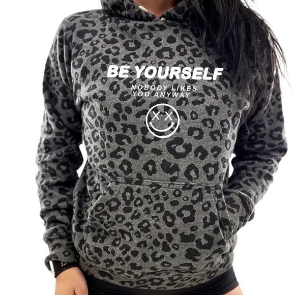 Salty Savage Be Yourself Leopard Print Pullover Sweatshirt Hoodie in Gray Unisex - Picture 1 of 5